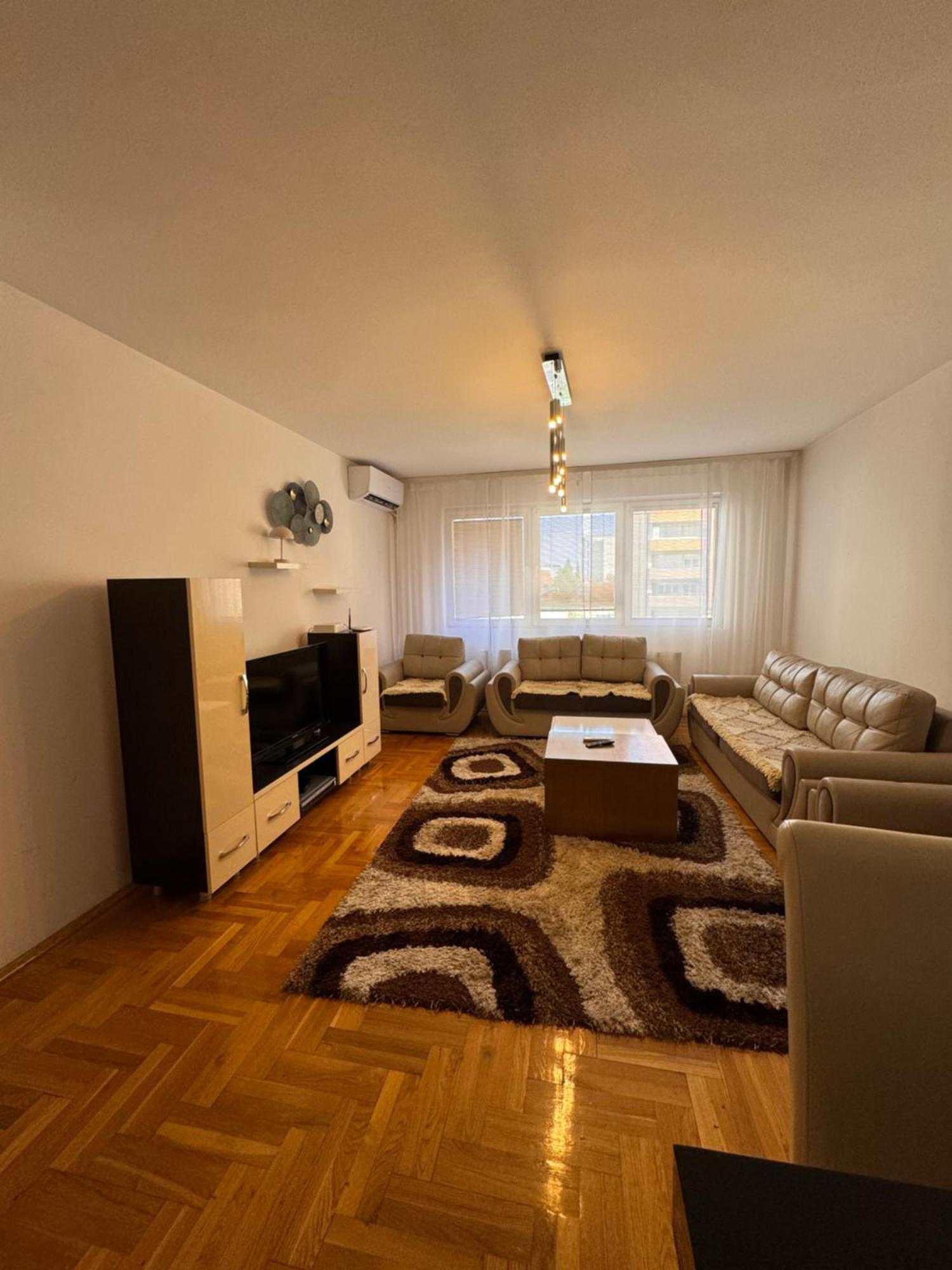 Big Spacious Apartment In Pej Center With Wi-Fi Печ Екстер'єр фото